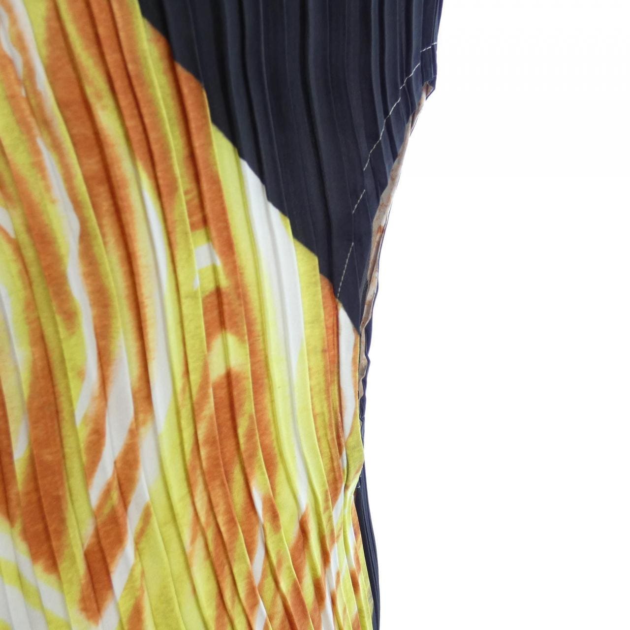 イッセイミヤケ ISSEY MIYAKE トップス