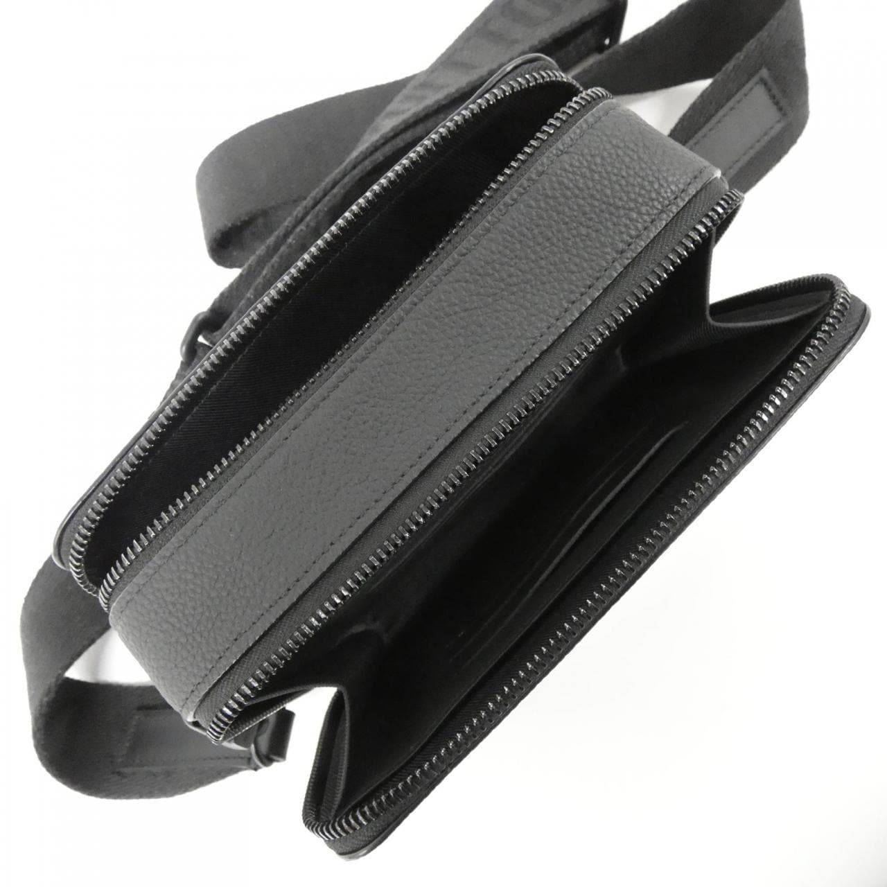 LOUIS VUITTON LV Aerogram Alpha Wearable Wallet M59161 Shoulder Bag