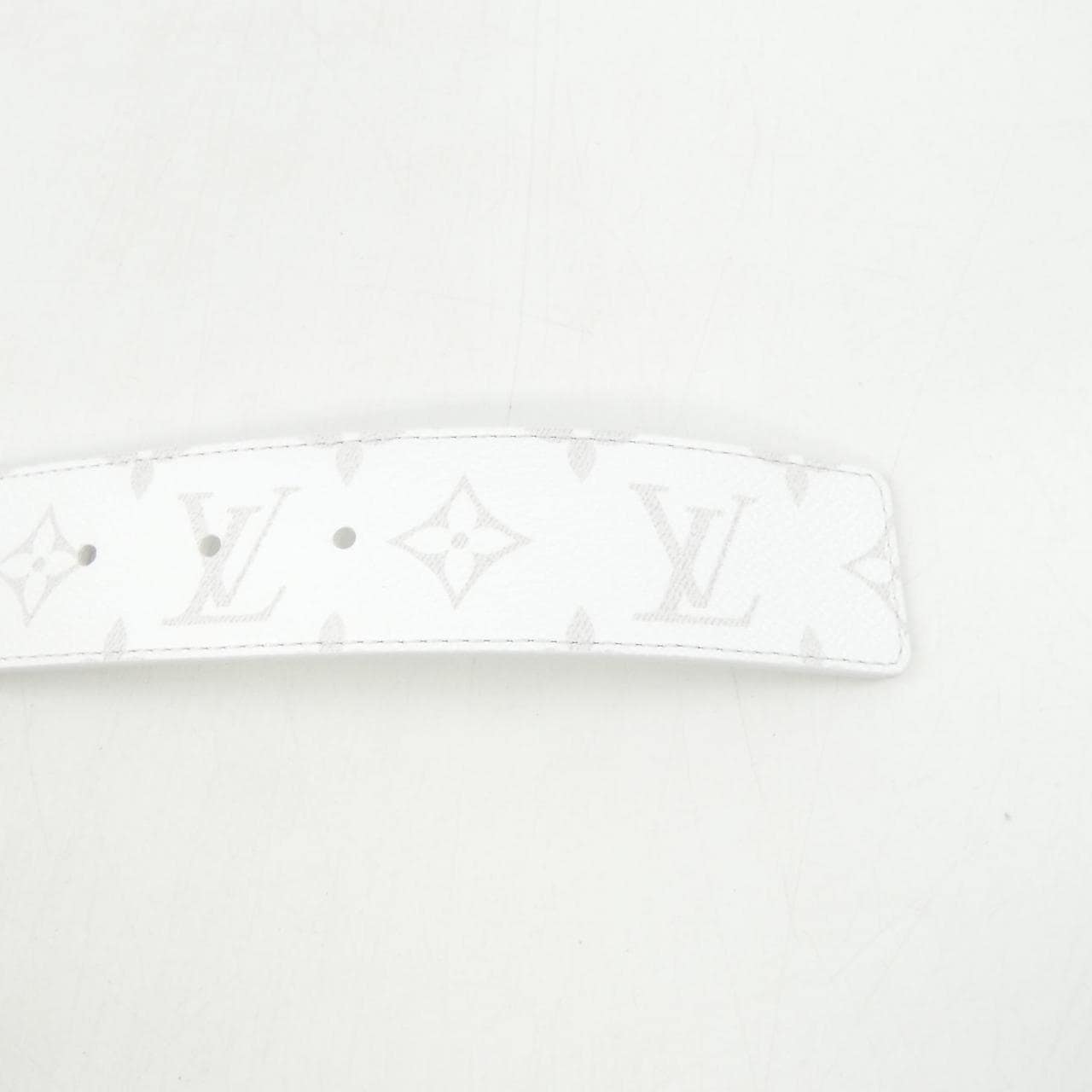 ルイヴィトン LOUIS VUITTON LVイニシャル 40MM リバーシブル M0713 BELT
