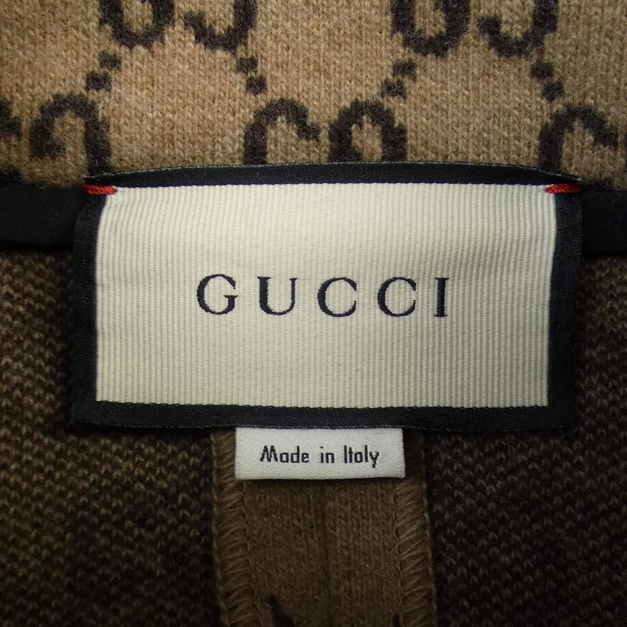 GUCCI斗篷