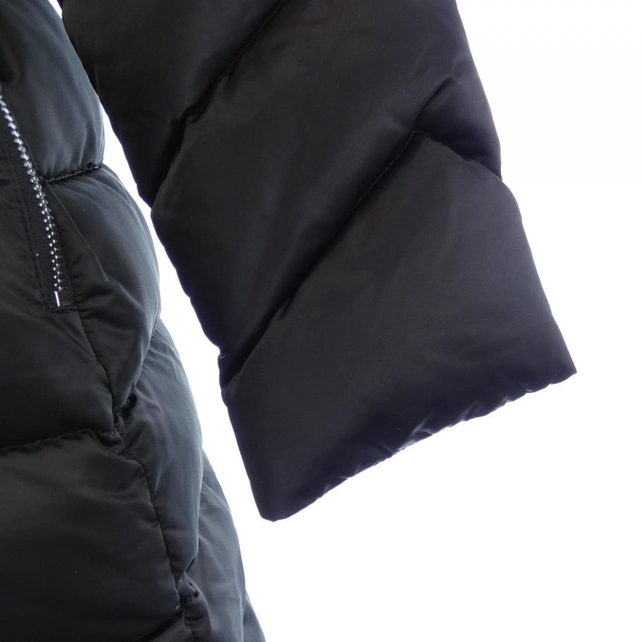 モンクレール MONCLER ダウンコート