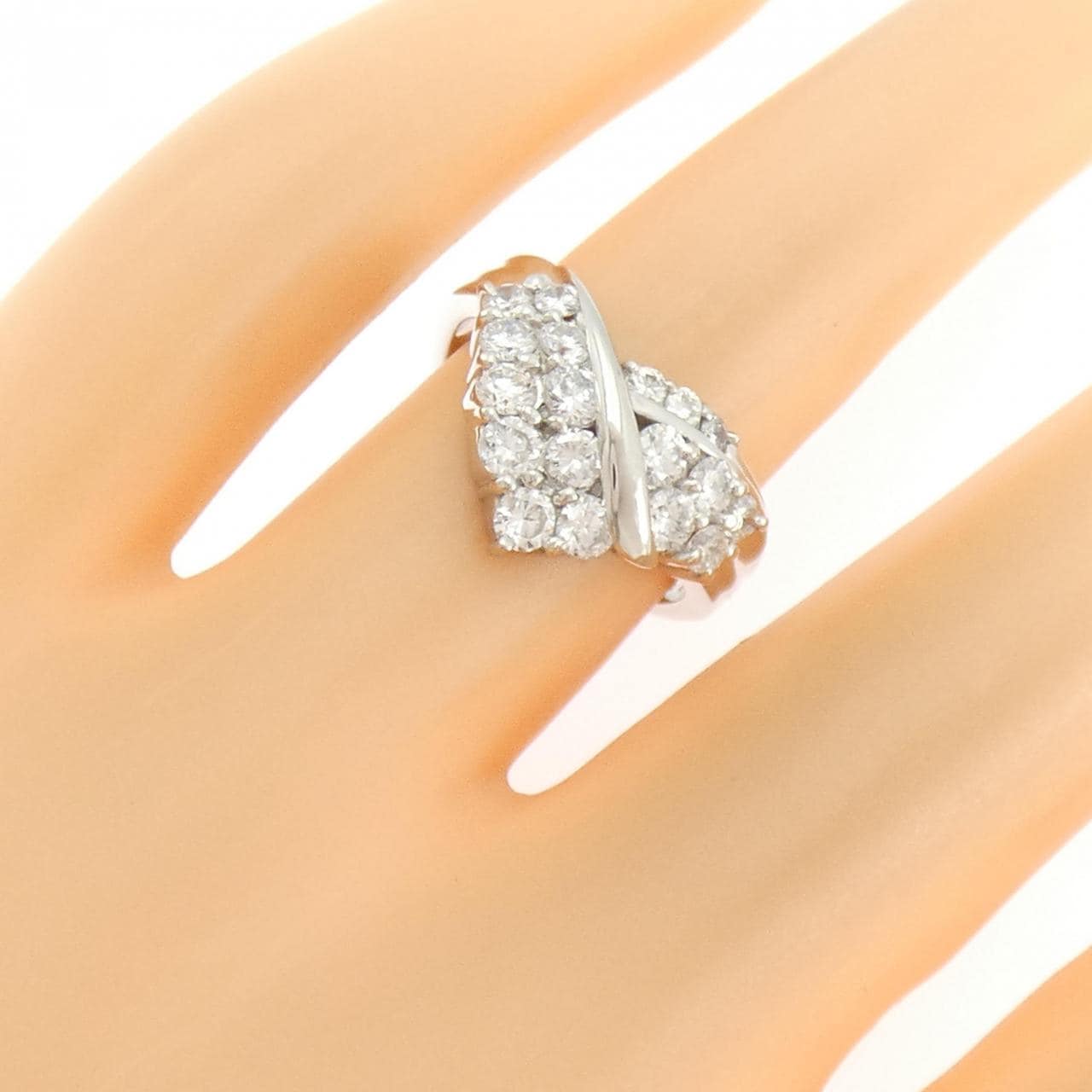 PT900 ダイヤモンド リング 1.05CT