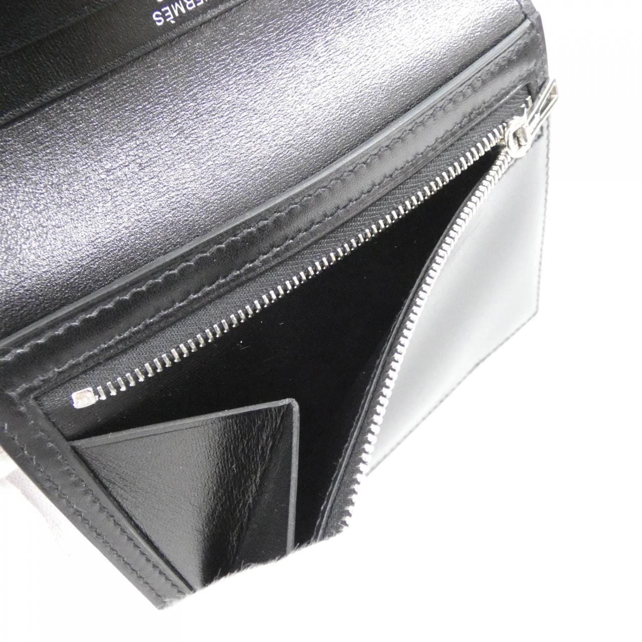 エルメス ベアン コンパクト モノクローム 083080CH 財布