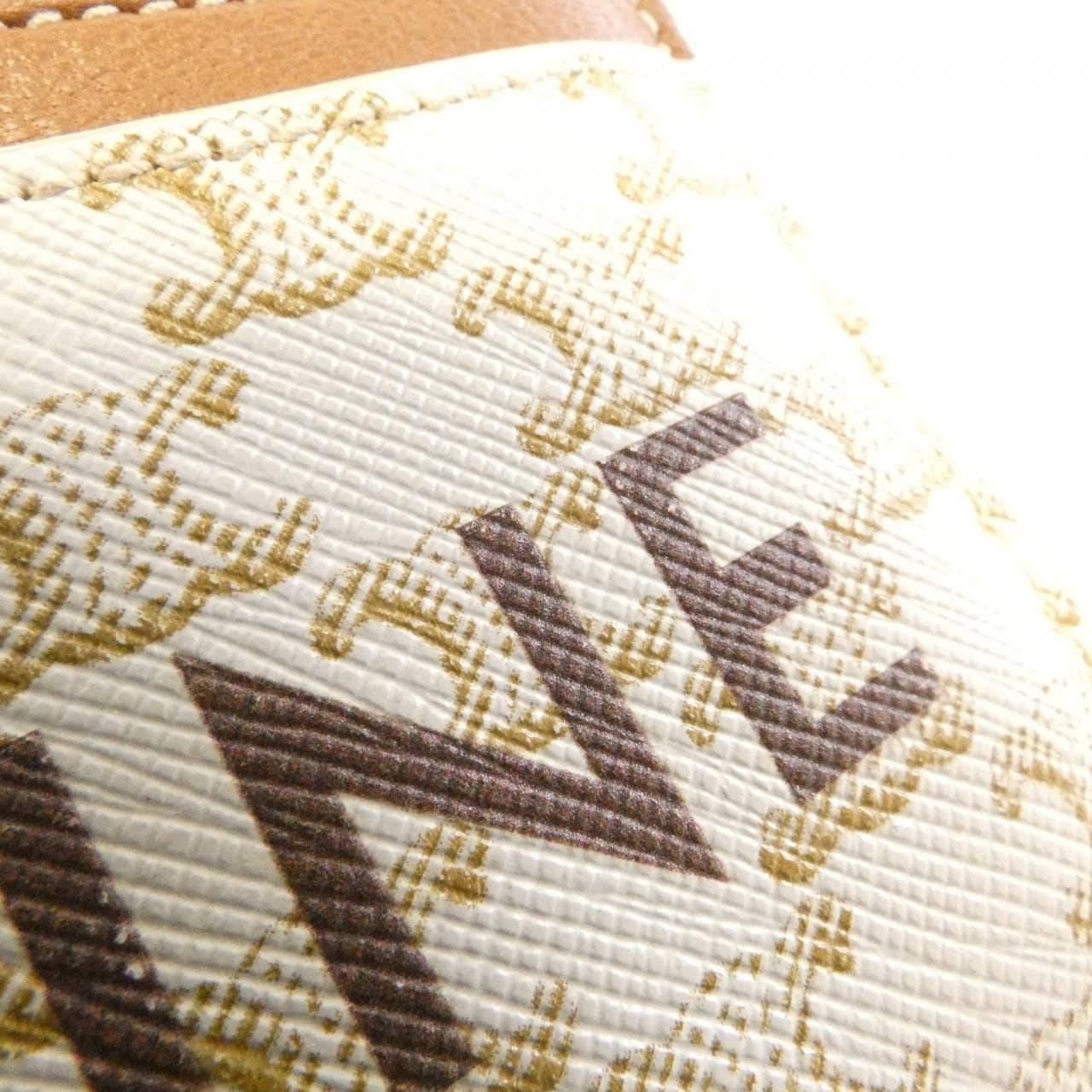 CELINE 10B702CLY 卡包