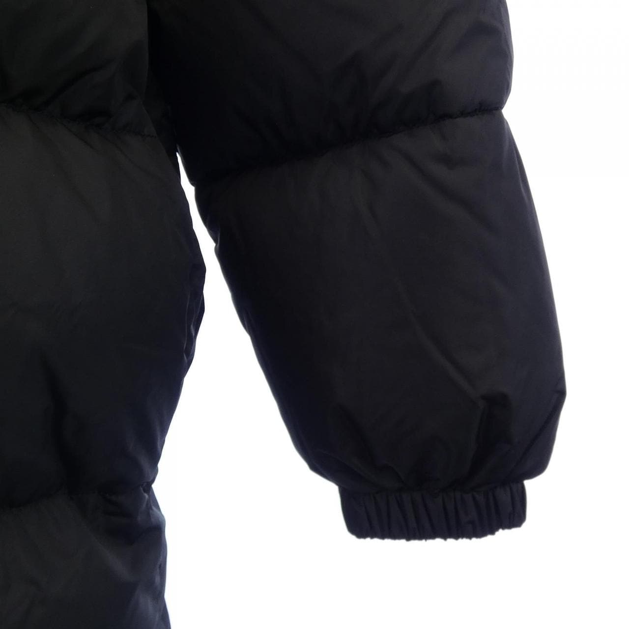 プラダ PRADA トライアングルロゴ 291547 S192 1WQ9 ダウンコート