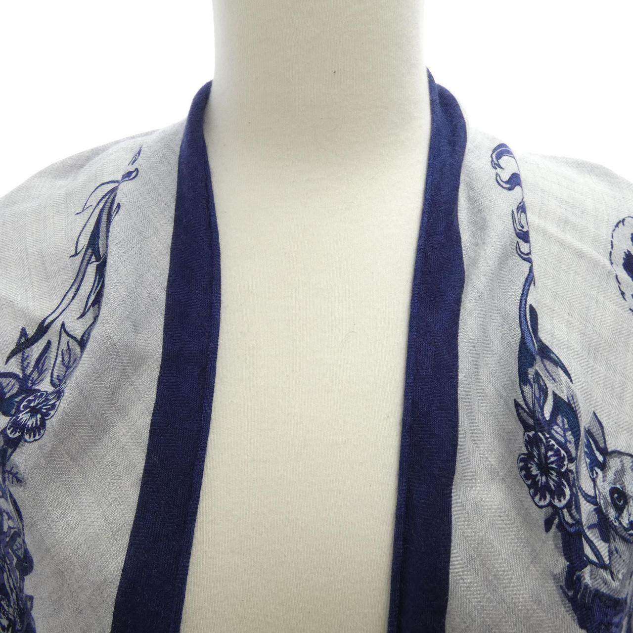 エルメス HERMES JUNGLE LOVE H361876S トライアングルジェアン ショール