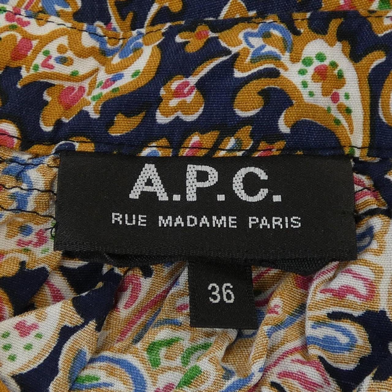 アーペーセー A.P.C. トップス