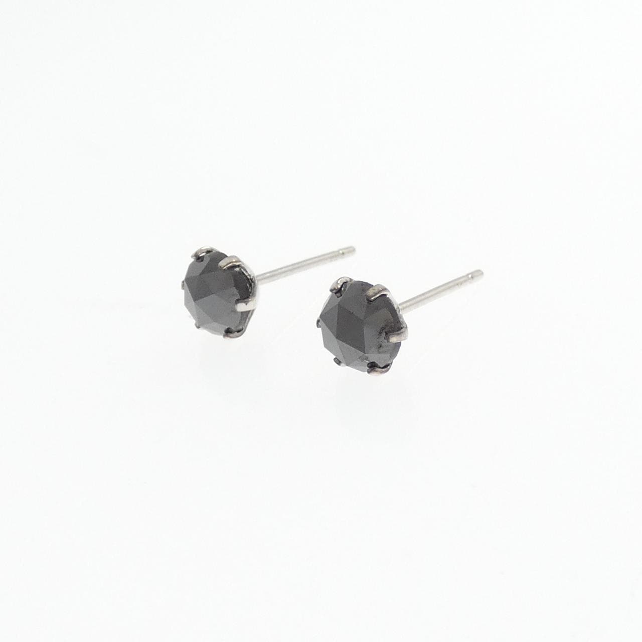 PT900 ダイヤモンド ピアス 1.05CT
