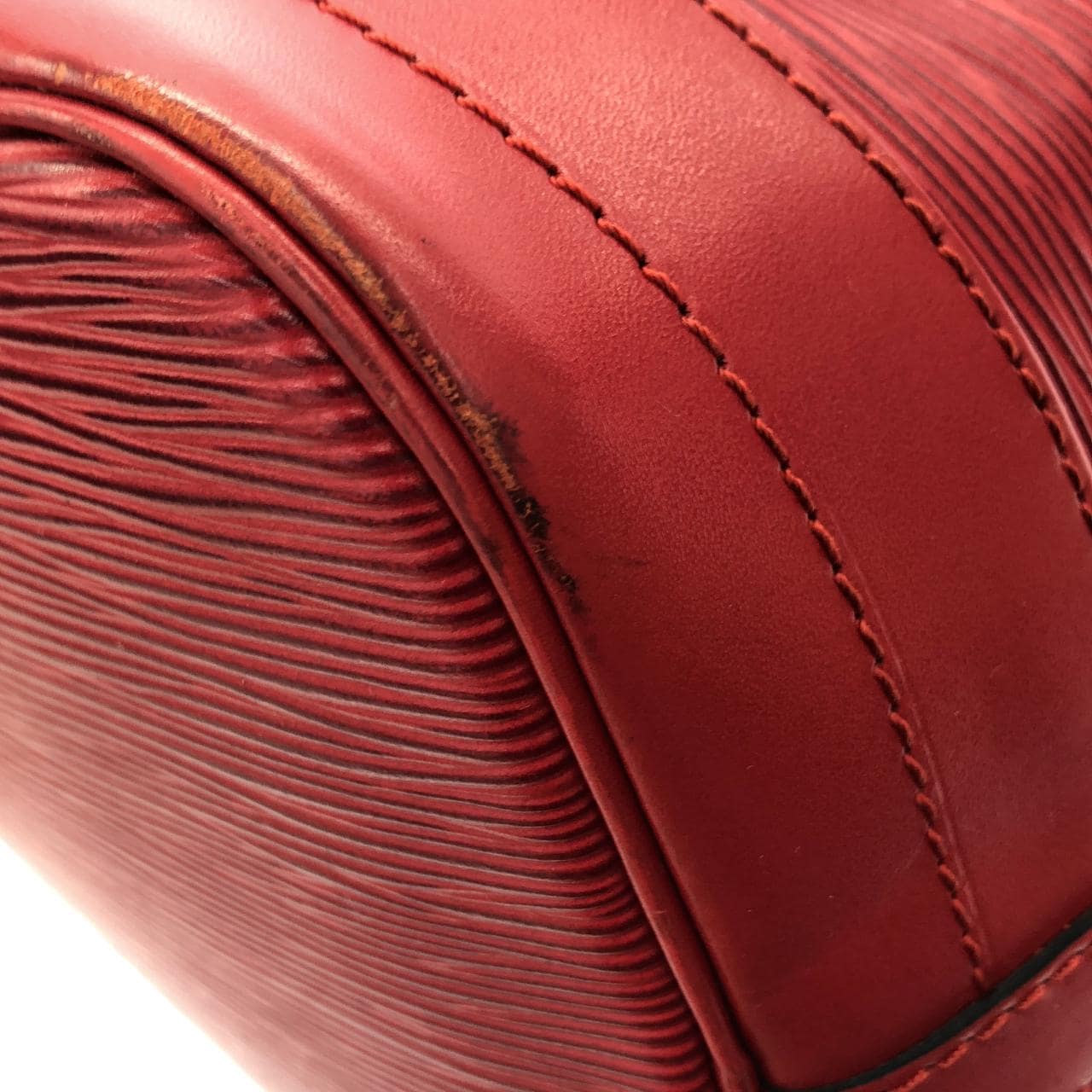 ルイヴィトン エピ ノエ M44007 ショルダーバッグ