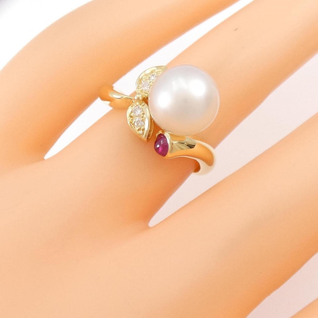 K18YG White Butterfly Pearl ring 9.3mm