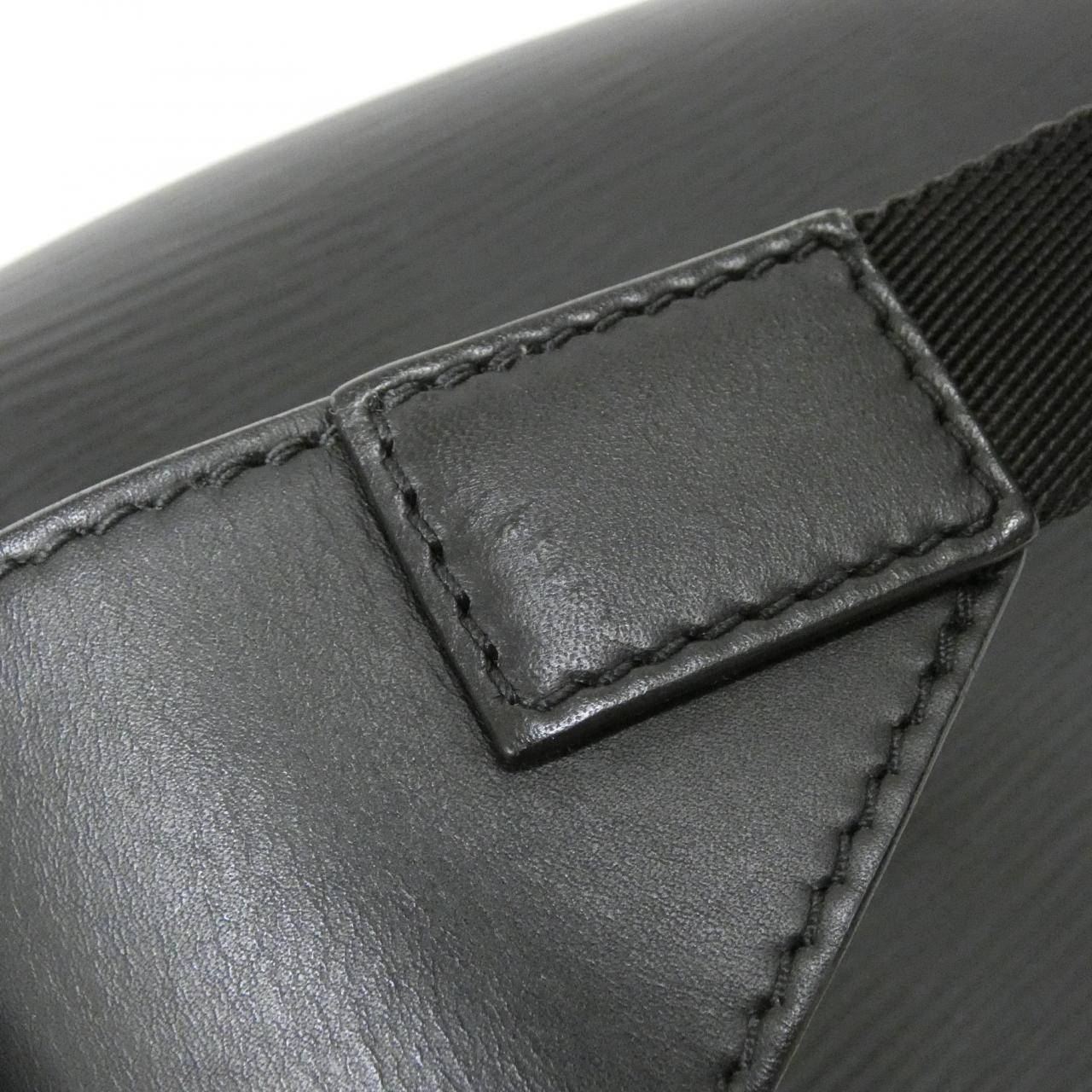 ルイヴィトン エピ(LVサークル) バムバッグ M53300 ショルダーバッグ