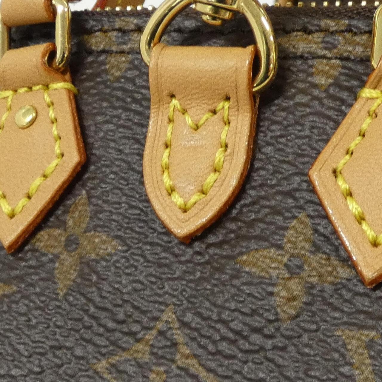 ルイヴィトン モノグラム トリオ ミニアイコン M81081 バッグ