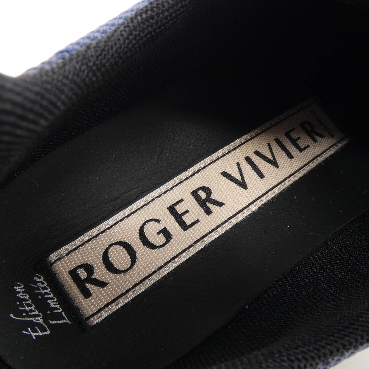 ロジェヴィヴィエ ROGER VIVIER ヴィヴ ラン ライト スニーカー