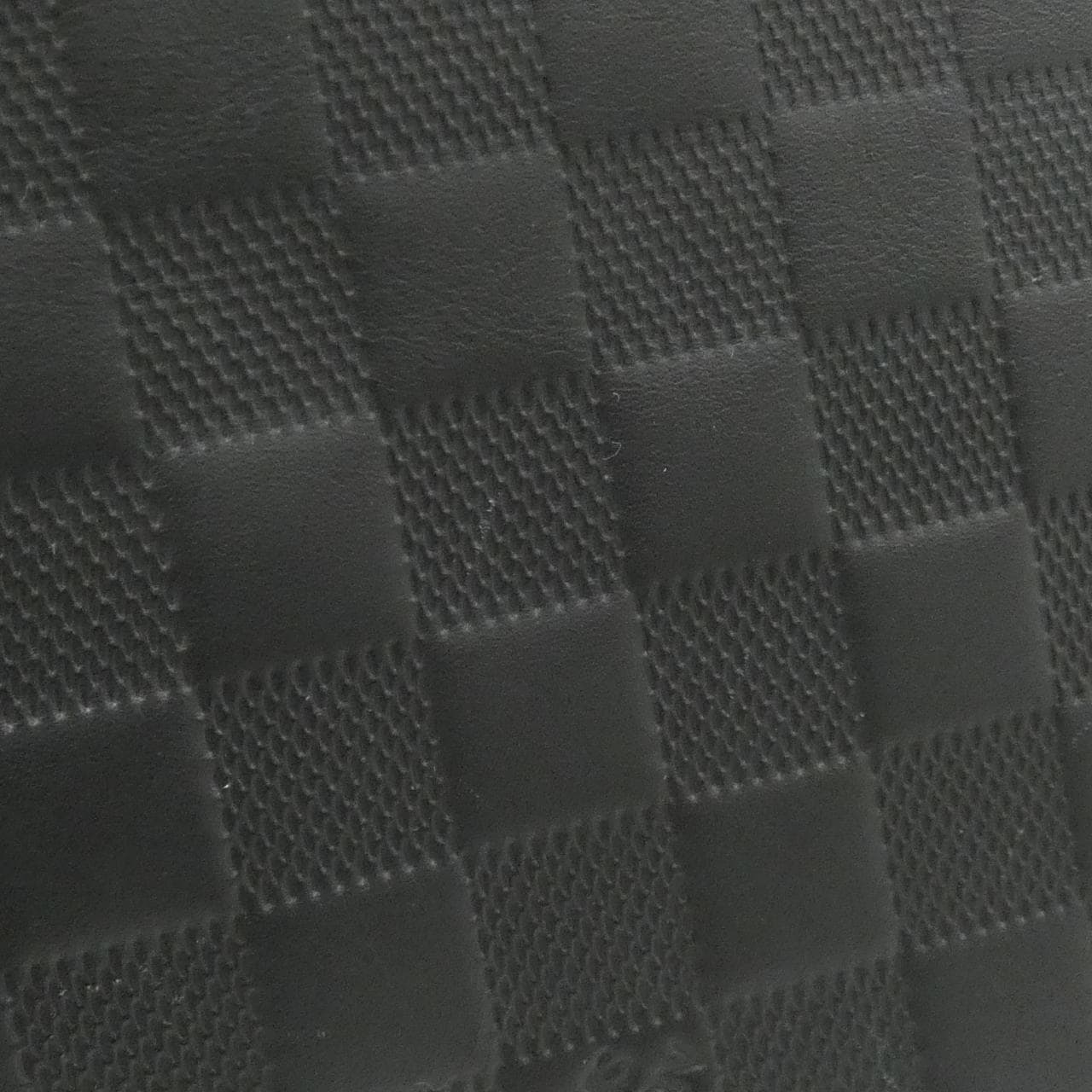 ルイヴィトン ダミエ アンフィニ ディストリクト MM N41038 ショルダーバッグ