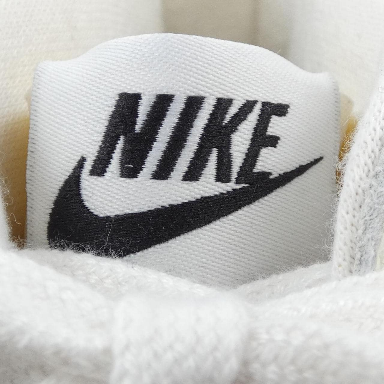 ナイキ NIKE スニーカー