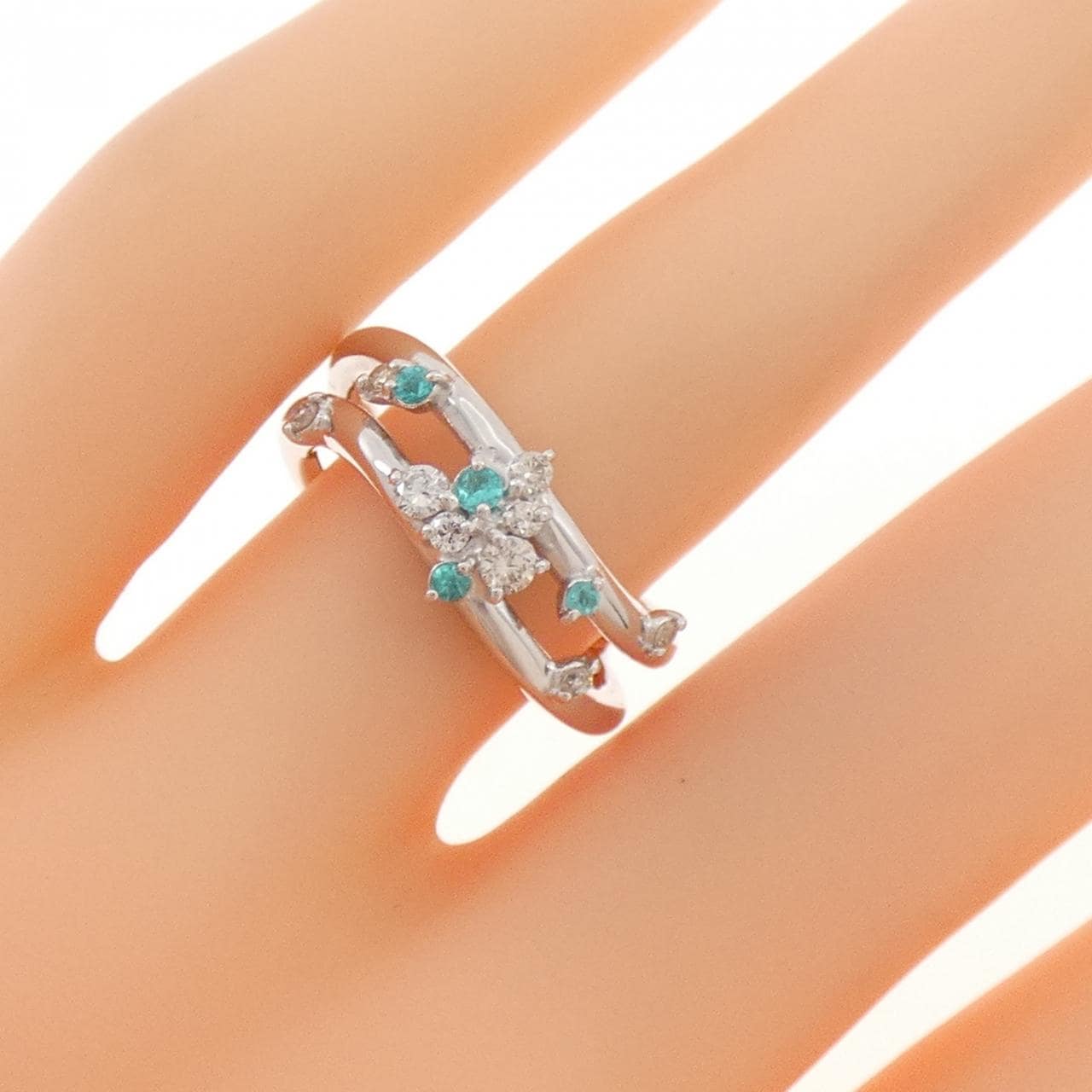 K18WG パライバトルマリン リング 0.10CT
