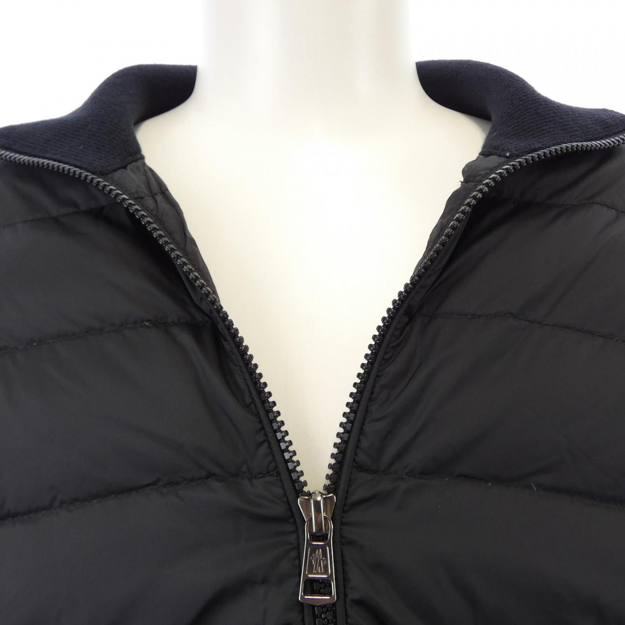 モンクレール MONCLER 20919B50700 ダウンジャケット