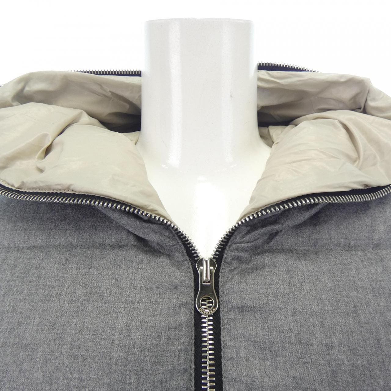 デュベティカ DUVETICA ダウンベスト