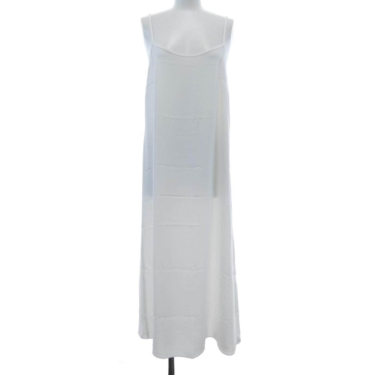 アドーア ADORE ワンピース