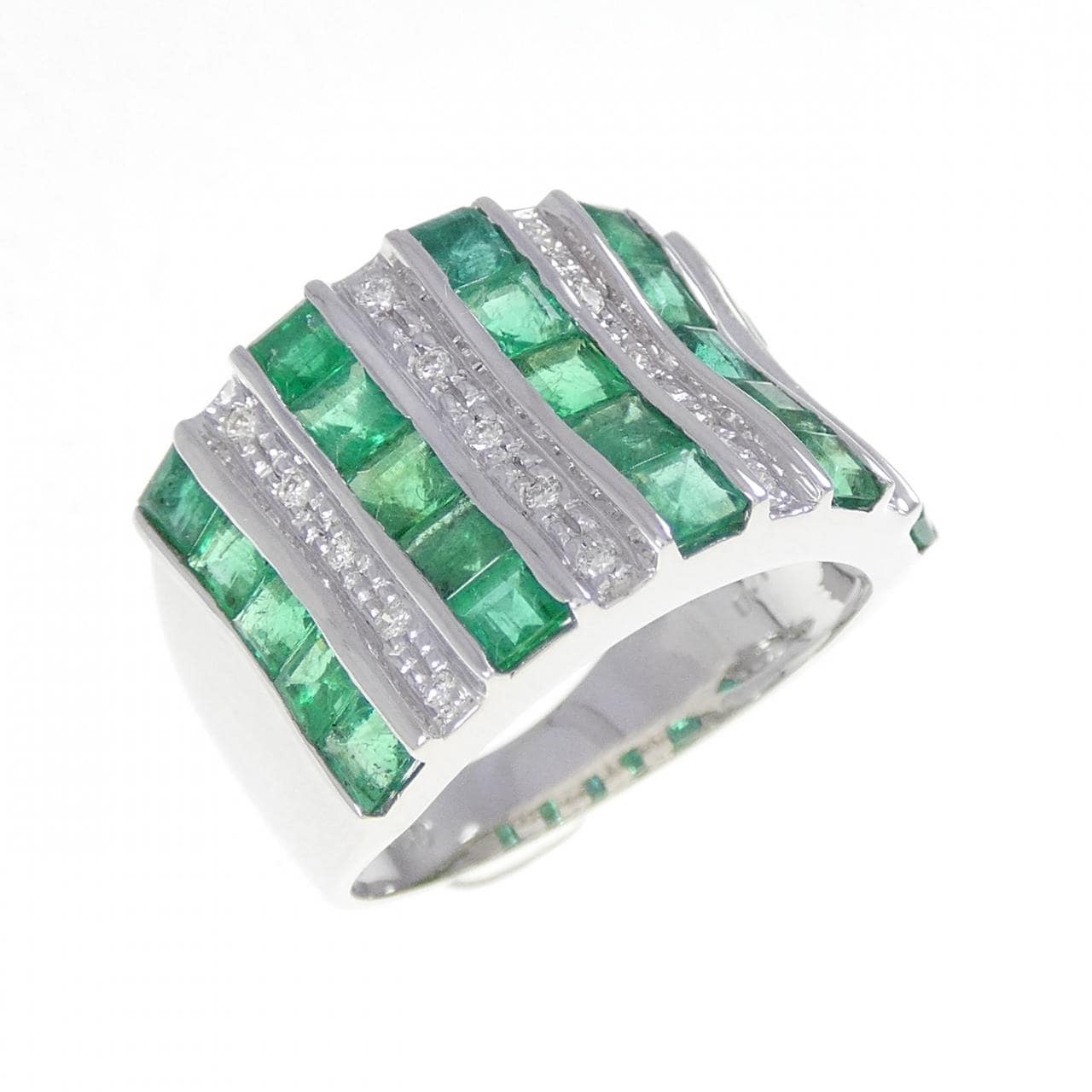 750WG翡翠戒指2.80CT