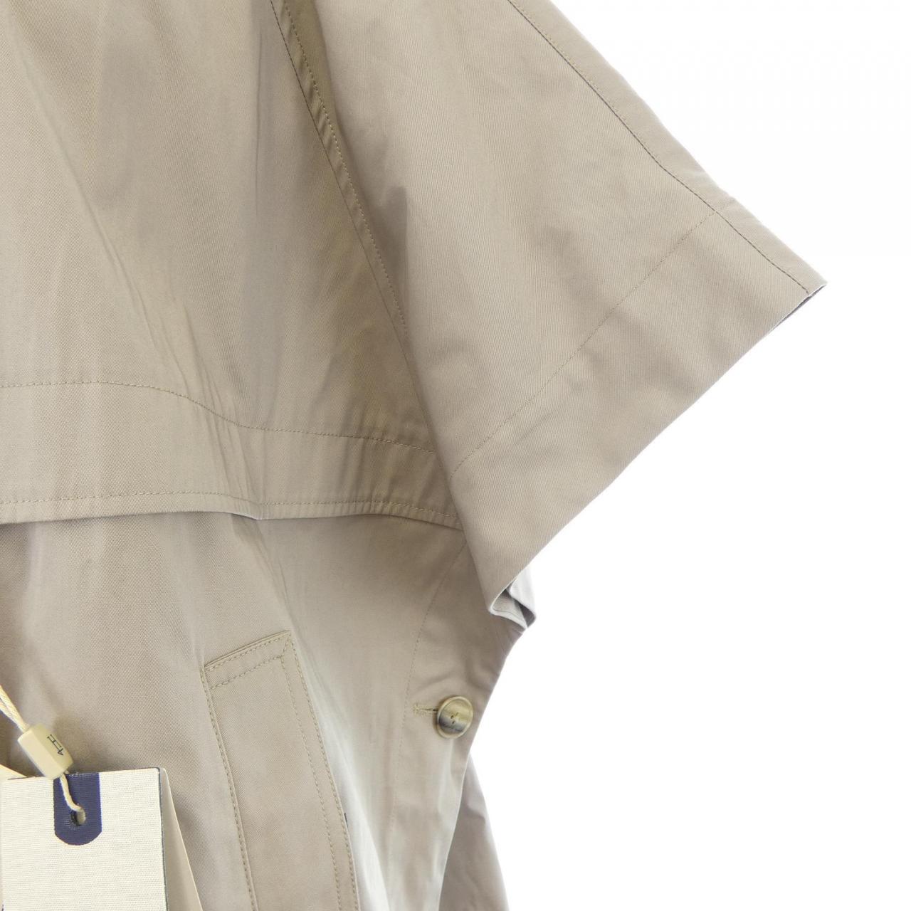 ヘルノ Herno IM000184D ケープ