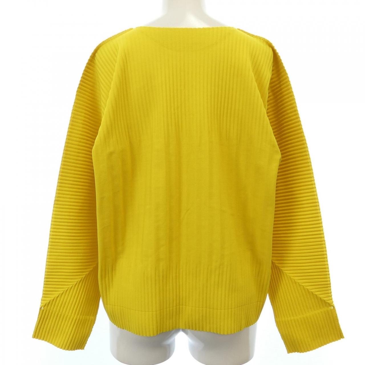 ミーイッセイミヤケ me ISSEY MIYAKE トップス