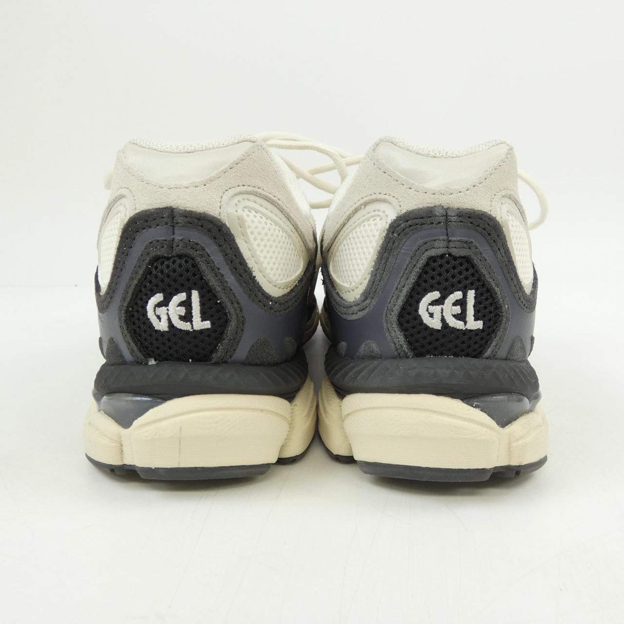 アシックス ASICS 1203A383 スニーカー