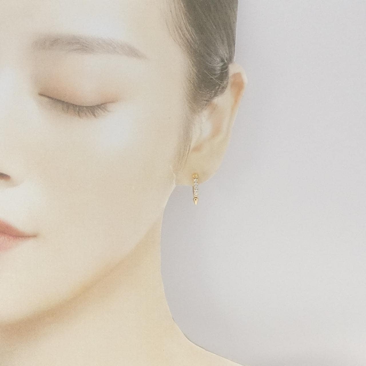 ティファニー タイタン ピアス 0.19CT