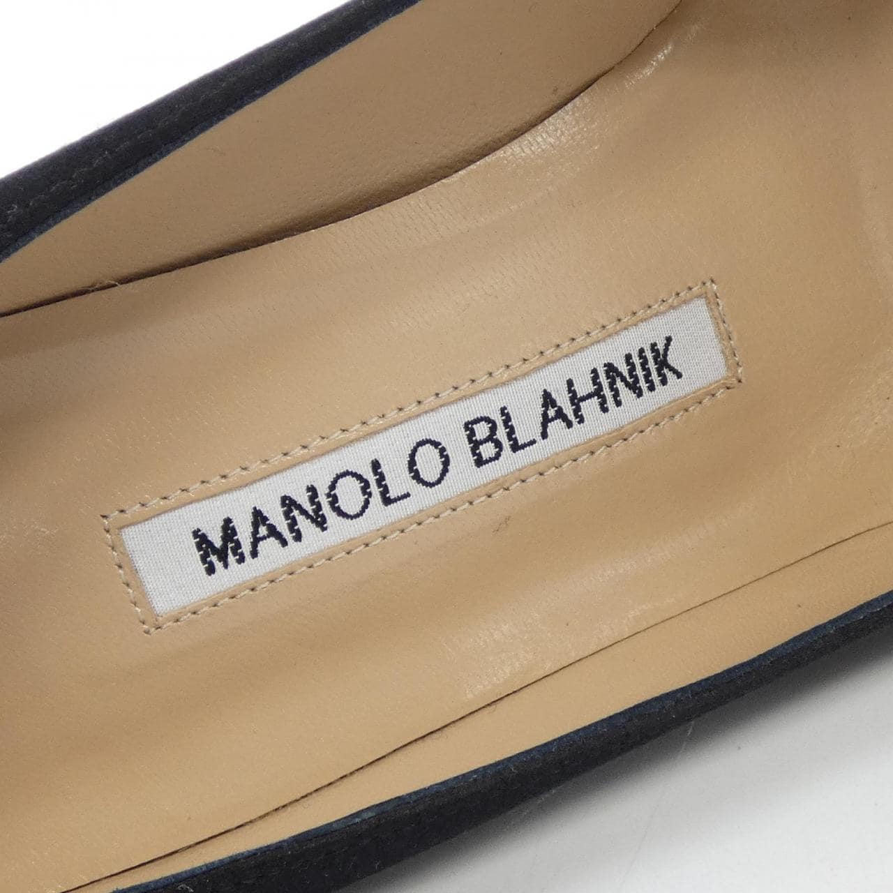 マノロブラニク MANOLO BLAHNIK パンプス