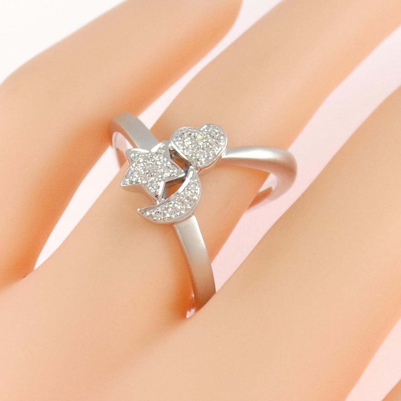 カラッチ ダイヤモンド リング 0.13CT