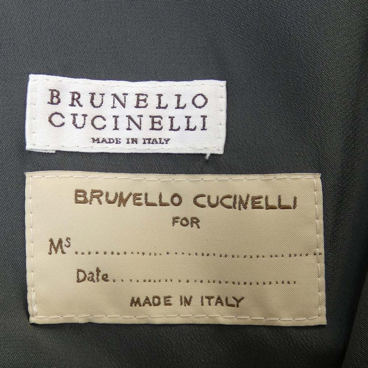 ブルネロクチネリ BRUNELLO CUCINELLI コート