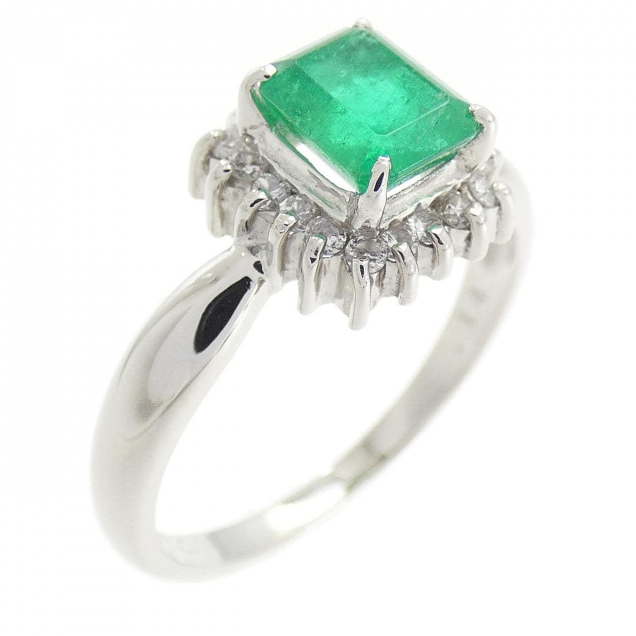 PT900 エメラルド リング 0.74CT