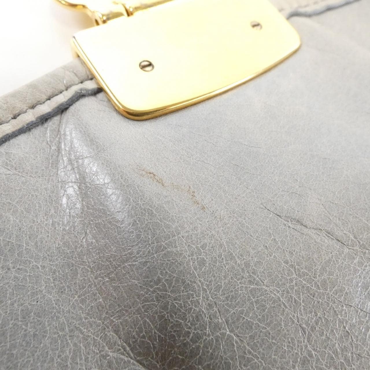 ミュウミュウ RR1300 バッグ