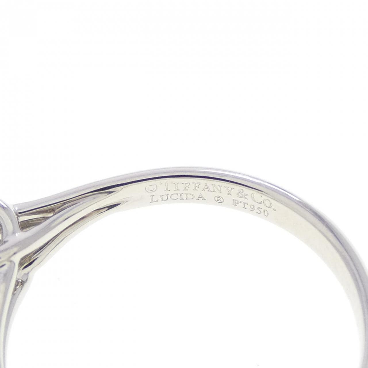 ティファニー ルシダ リング 0.26CT
