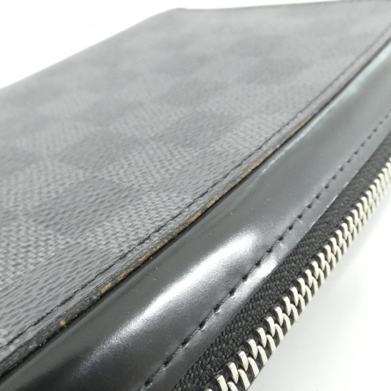 ルイヴィトン ダミエ グラフィット ジッピーXL N41503 財布