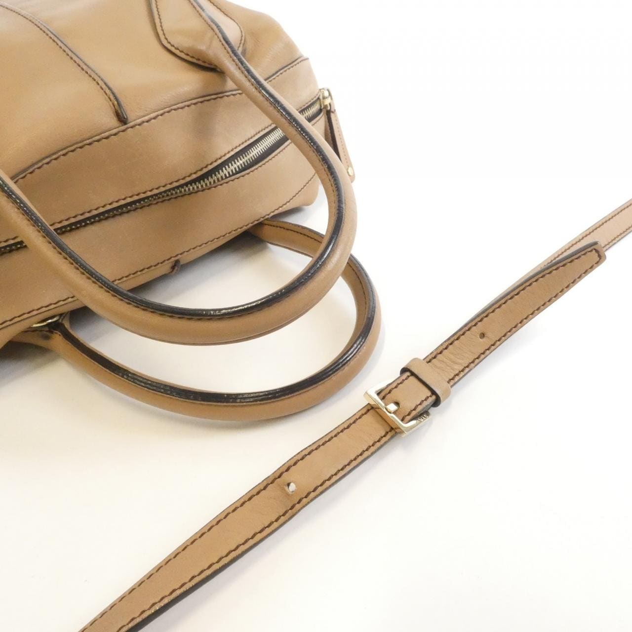 トッズ D-スタイリング XBWAGAH0204PASS812 バッグ