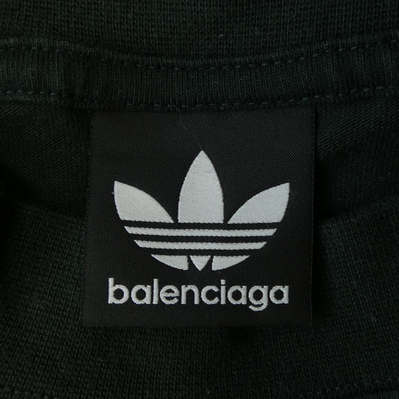 バレンシアガ BALENCIAGA ADIDAS 723976 TNVN8 Tシャツ