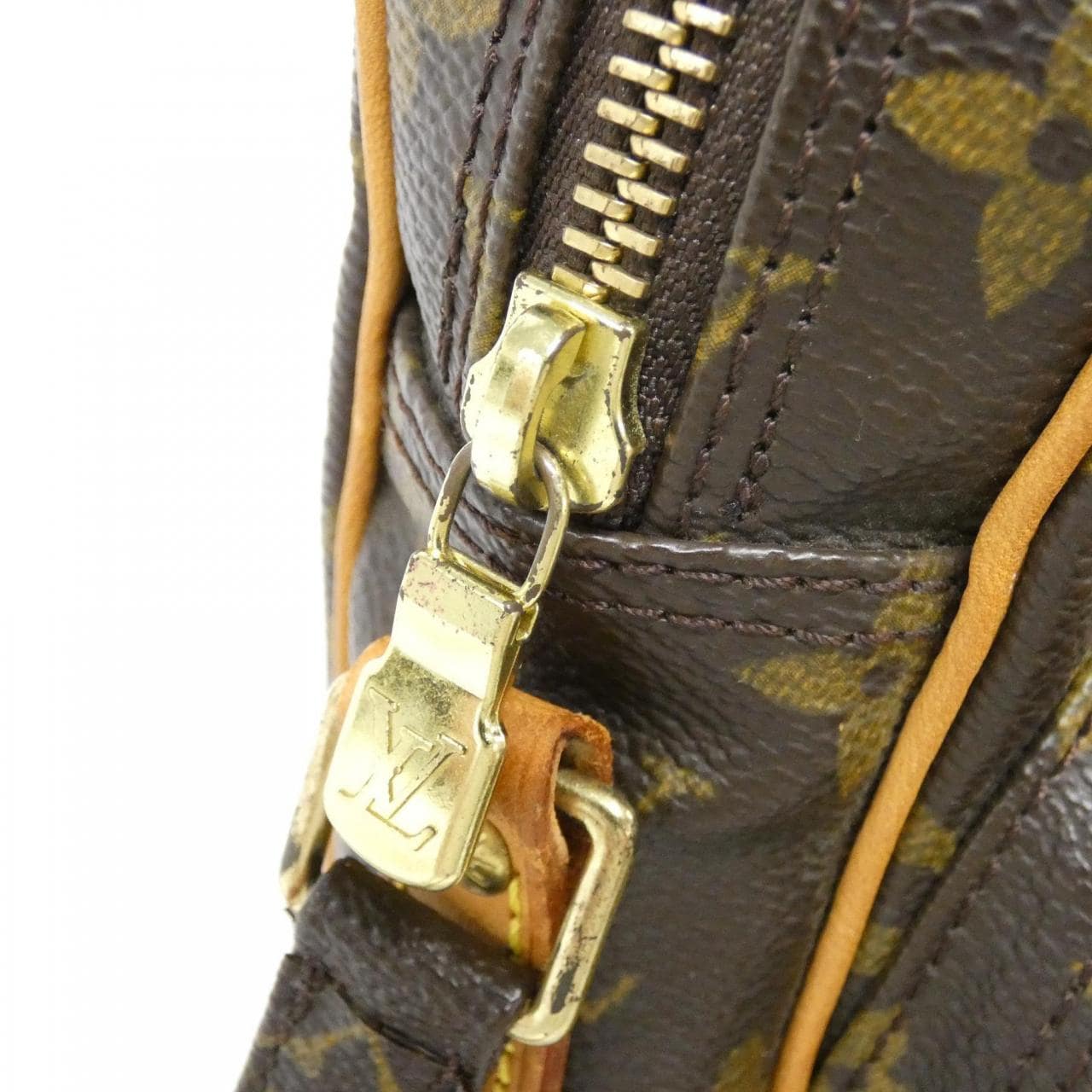 ルイヴィトン モノグラム アマゾン M45236 ショルダーバッグ