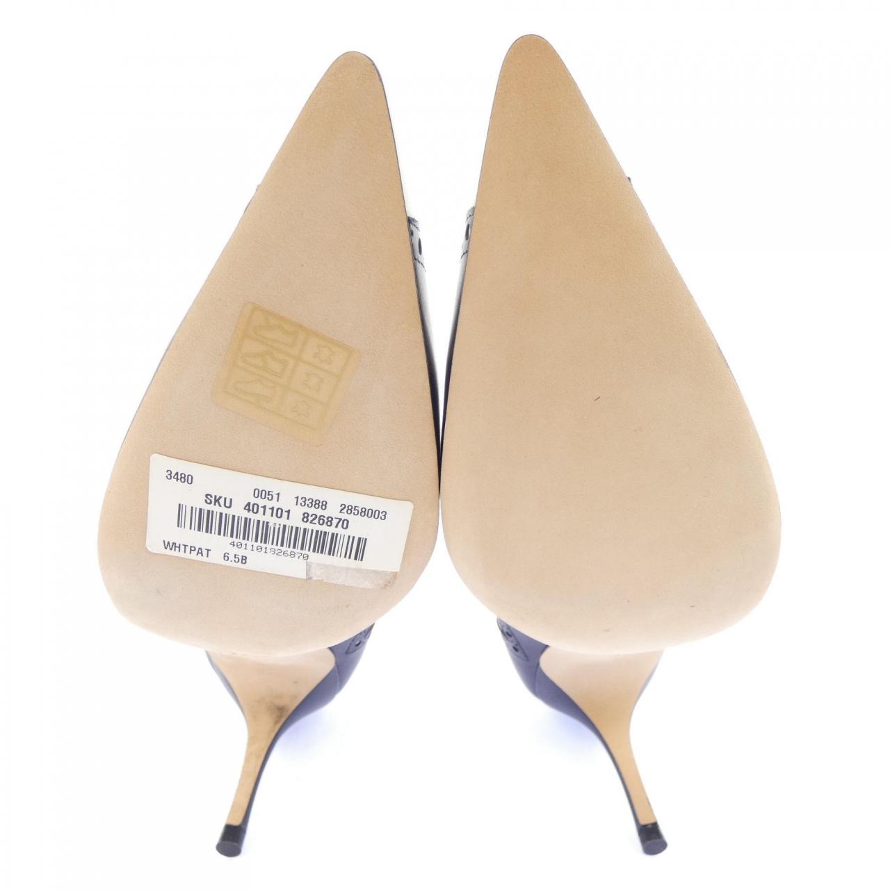マノロブラニク MANOLO BLAHNIK パンプス