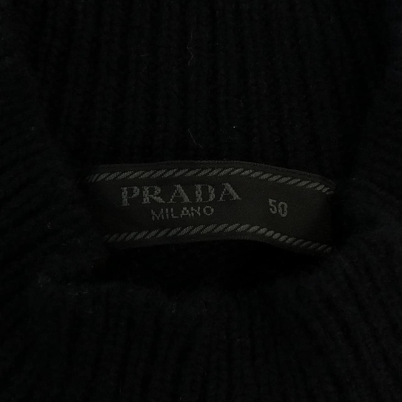 プラダ PRADA レタリングロゴ UMR576 S232 11LM ニット