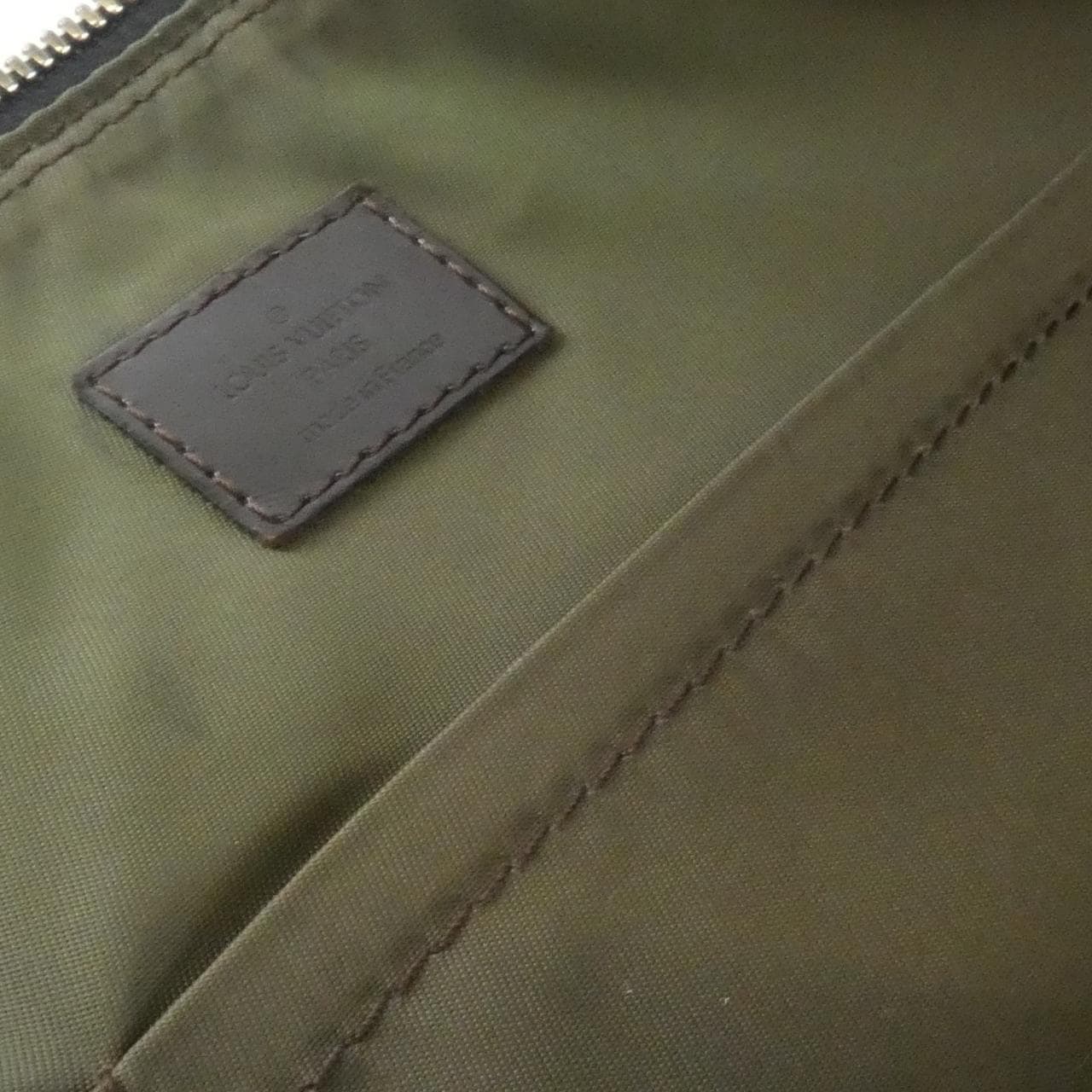 ルイヴィトン ダミエ ジェアン エクスプロラトゥール M93616 ショルダーバッグ