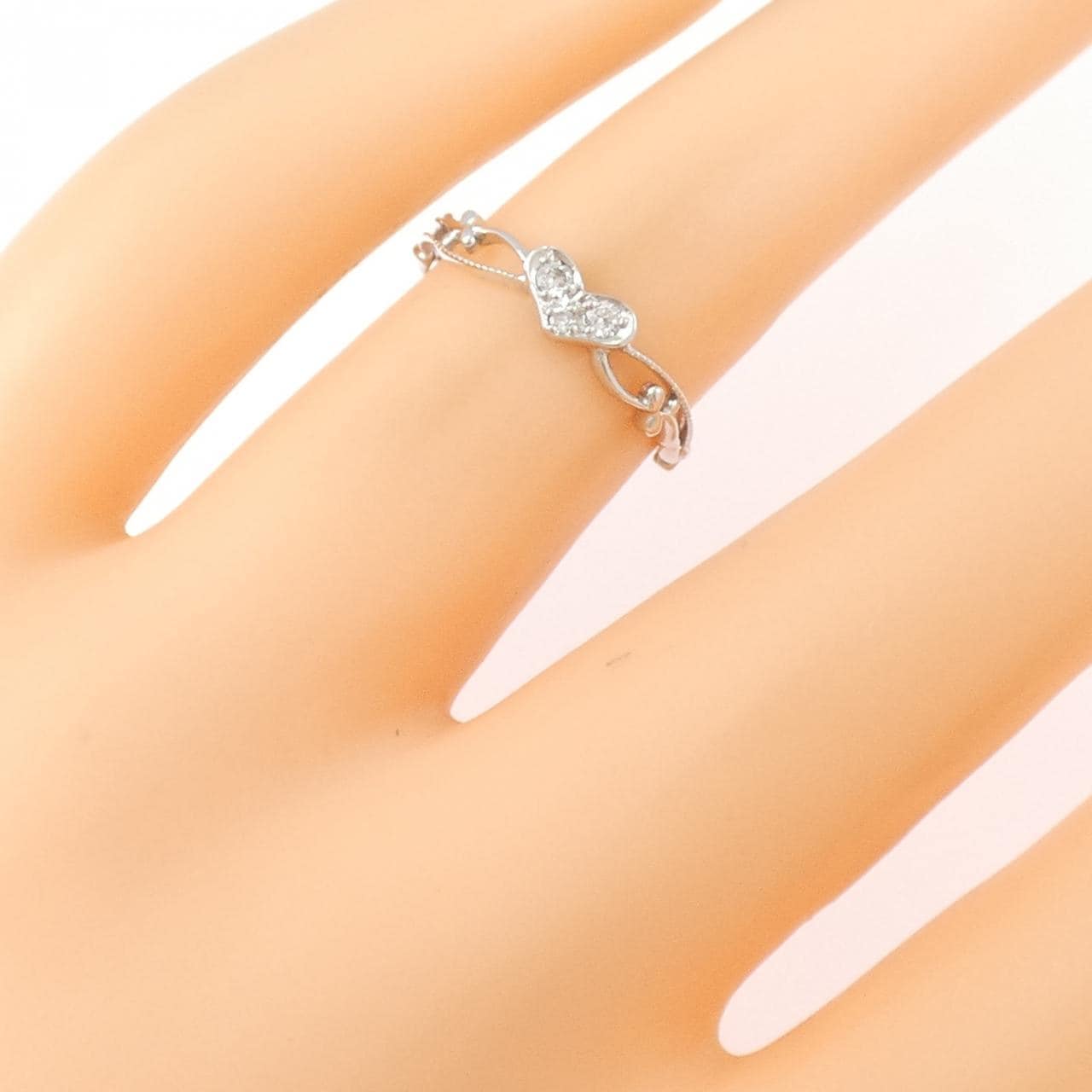 K10WG ハート ダイヤモンド リング