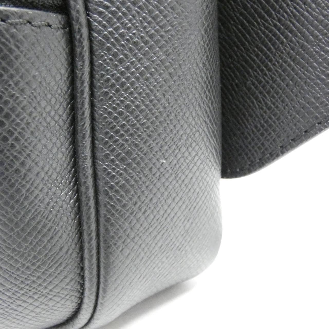 LOUIS VUITTON Taiga Rama Bum Bag Outdoor M30245 Shoulder Bag
