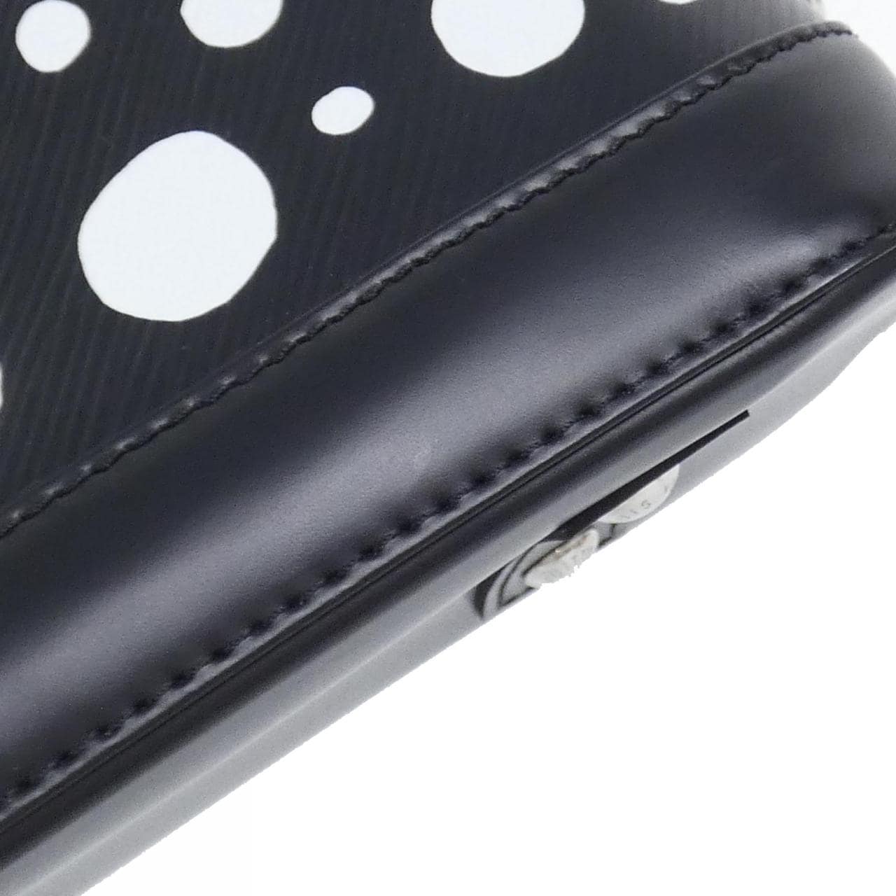 ルイヴィトン エピ(LV X YK) アルマBB 2023RT M21699 バッグ