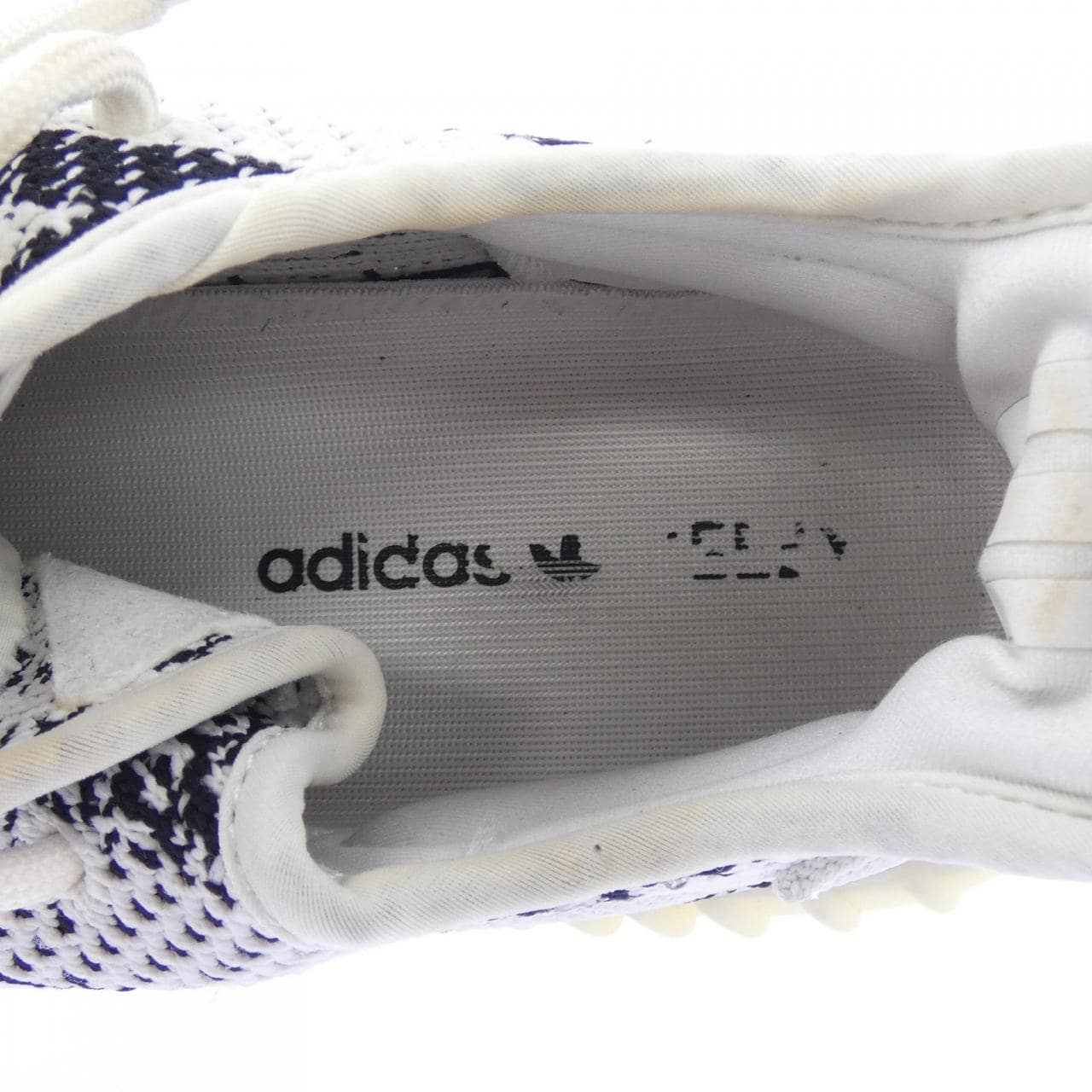 アディダス ADIDAS CP9654　YEEZY BOOST 350 V スニーカー