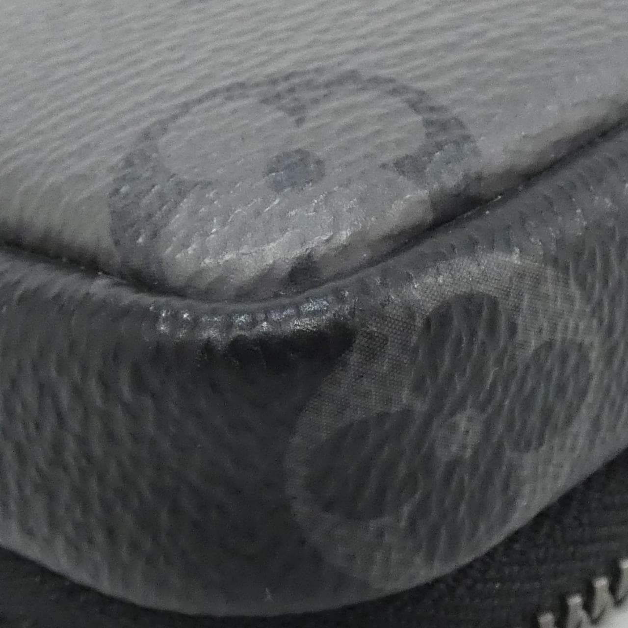 ルイヴィトン モノグラム エクリプス リバース ダブル フォン ポーチ M69534 ショルダーバッグ