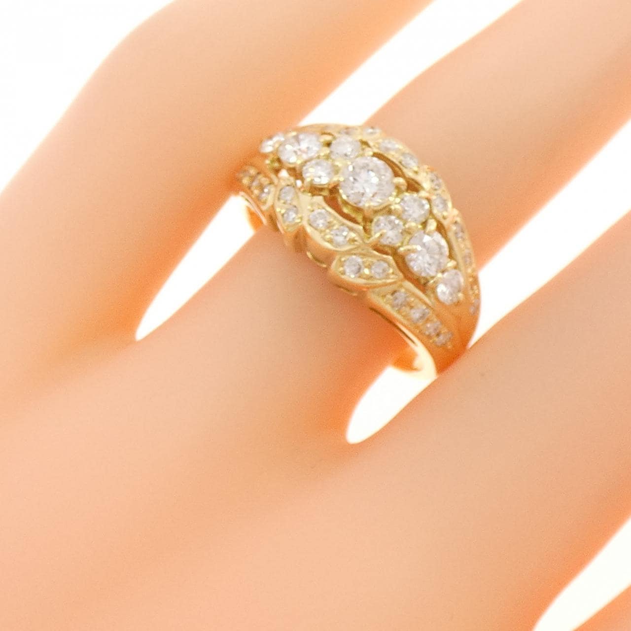 K18YG ダイヤモンド リング 0.94CT
