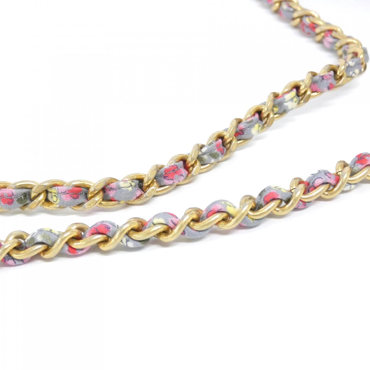 シャネル 82527 チェーンウォレット