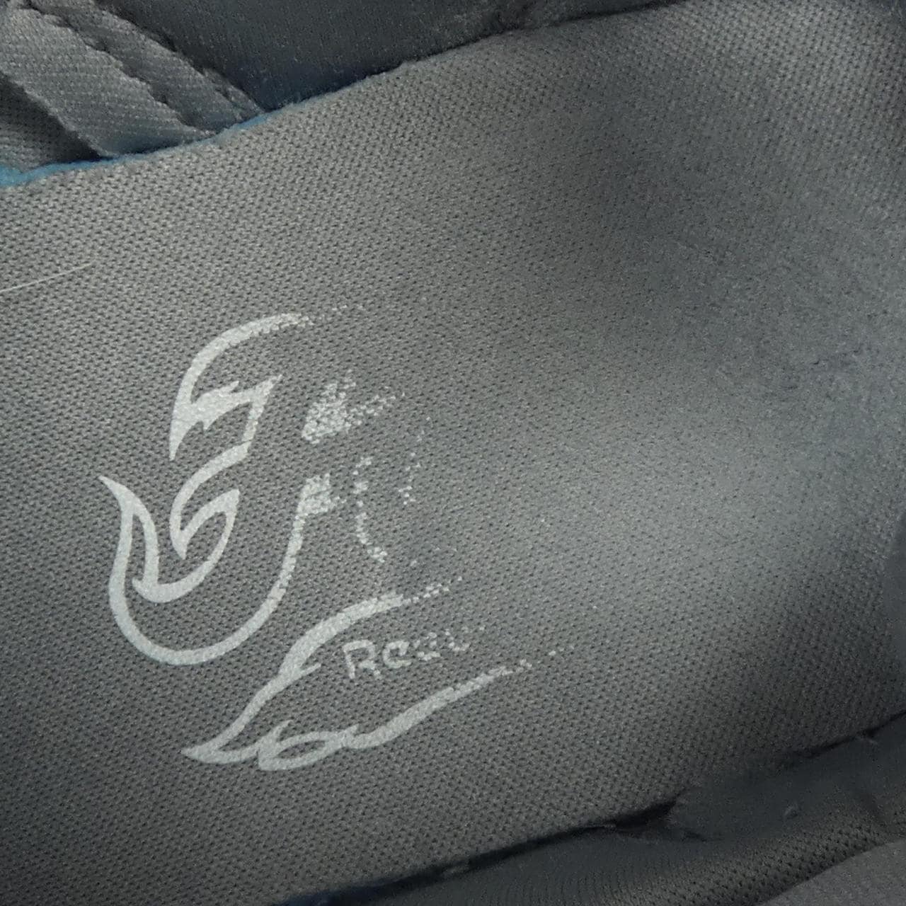 リーボック REEBOK FZ4430 スニーカー