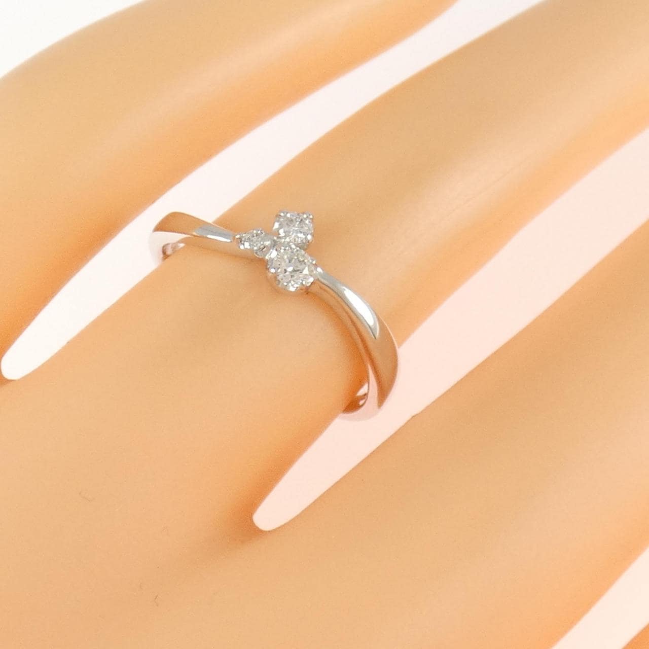 K18WG ダイヤモンド リング 0.11CT